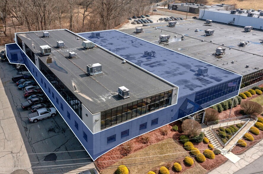 More Photos Of 1-3 Corporate Dr, Danbury Light Manufacturing For Sale