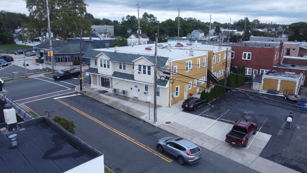 More Photos Of 215-223 N Black Horse Pike, Runnemede Apartments For Lease