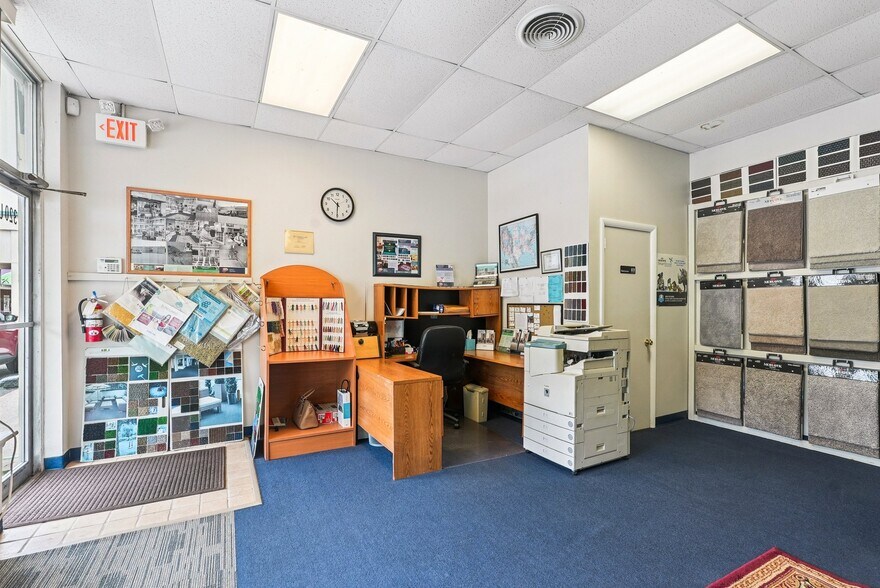 More Photos Of 320 Beverly Rancocas Rd, Willingboro Storefront For Sale