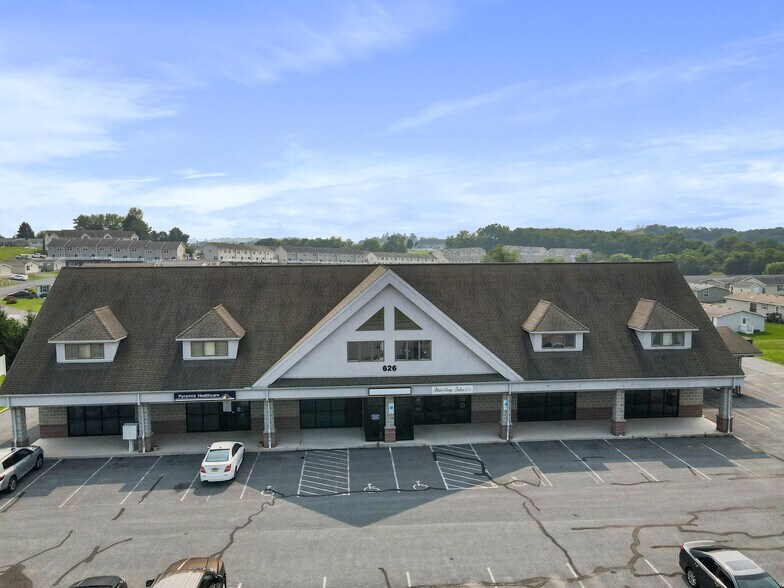 Primary Photo Of 626 N Grant St, Waynesboro Bank For Lease