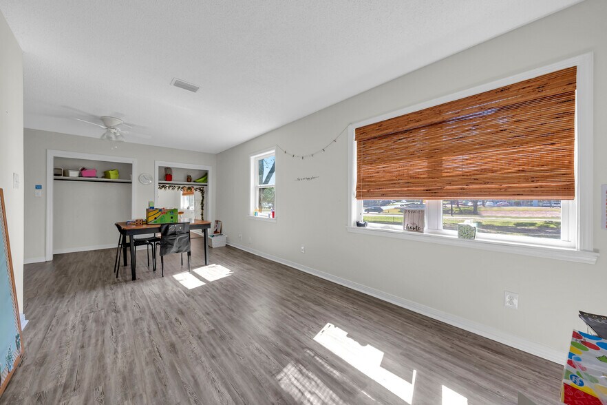 More Photos Of 1001 Randall Ave, Daphne Office Residential For Sale