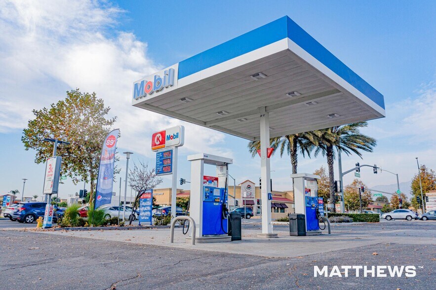 More Photos Of 5320 Hwy 27, Frostproof Convenience Store For Sale