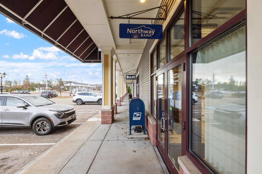 More Photos Of 1500 White Mountain Hwy, North Conway Storefront For Lease