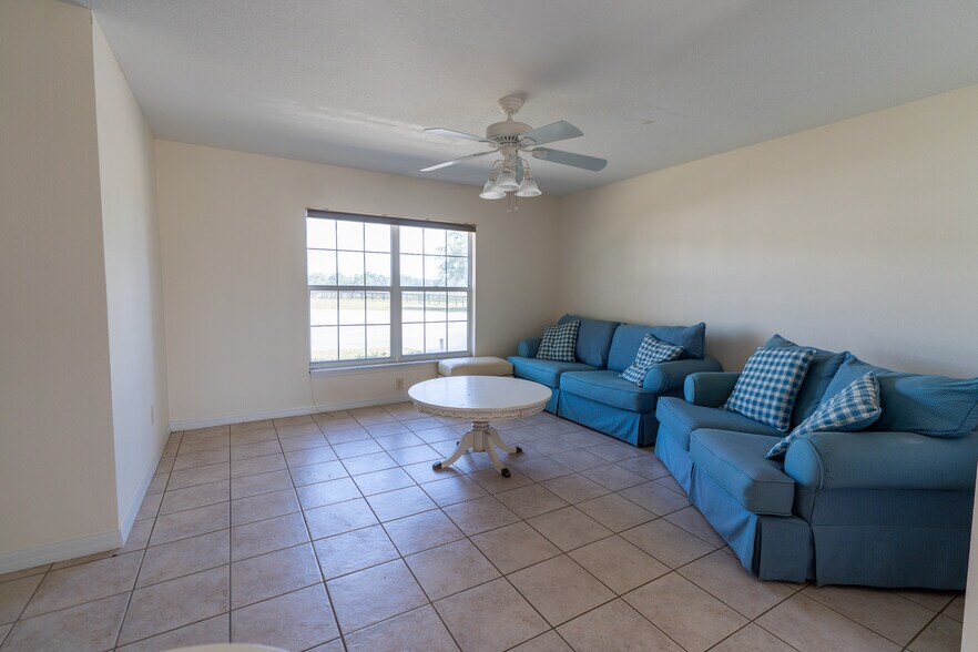 More Photos Of 12219 SW 26th St, Ocala Horse Stables For Sale