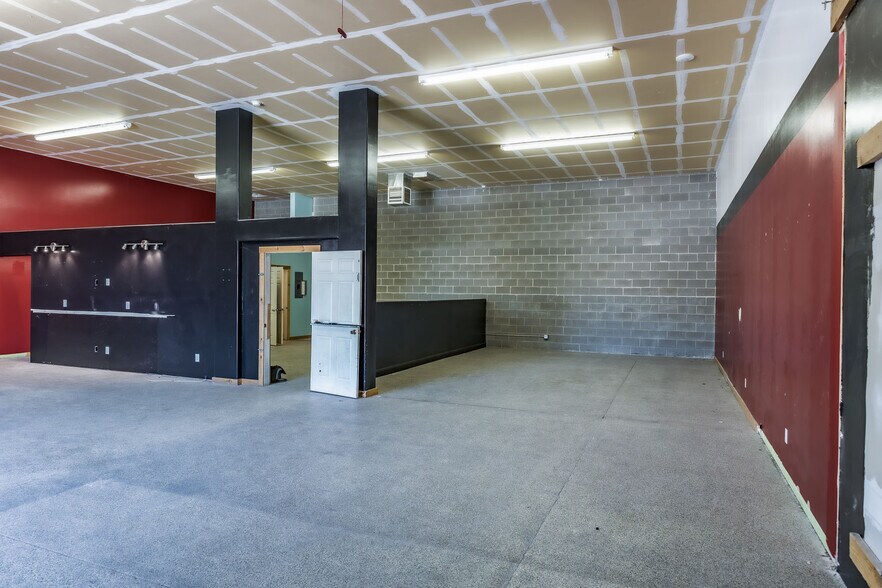 More Photos Of 296 S State St, La Verkin Freestanding For Lease