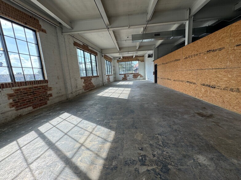 More Photos Of 509 N Carrollton Ave, New Orleans Storefront For Lease