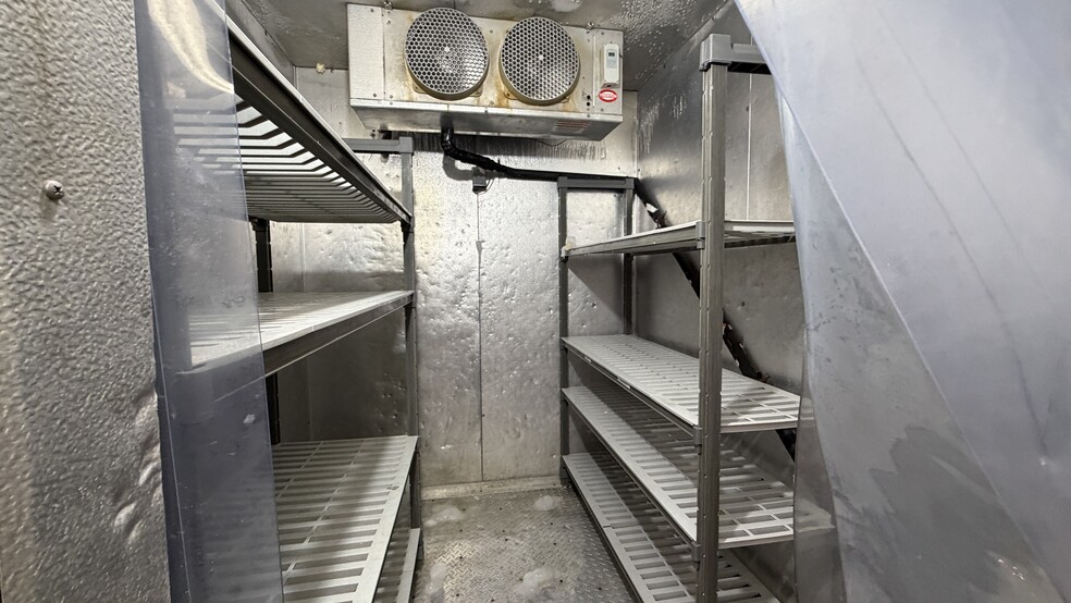 More Photos Of 2124-2162 Merrick Ave, Merrick Unknown For Lease