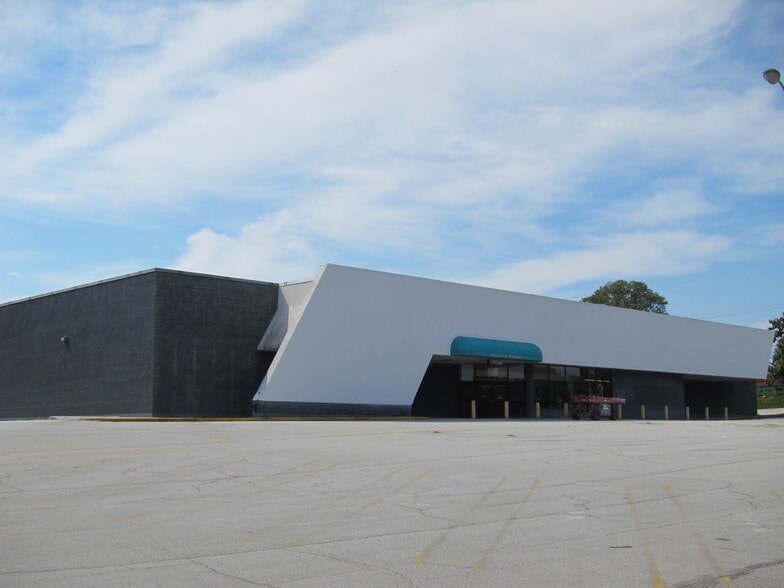 Primary Photo Of 641 Sulphur Springs Road, Greenville General Retail For Lease