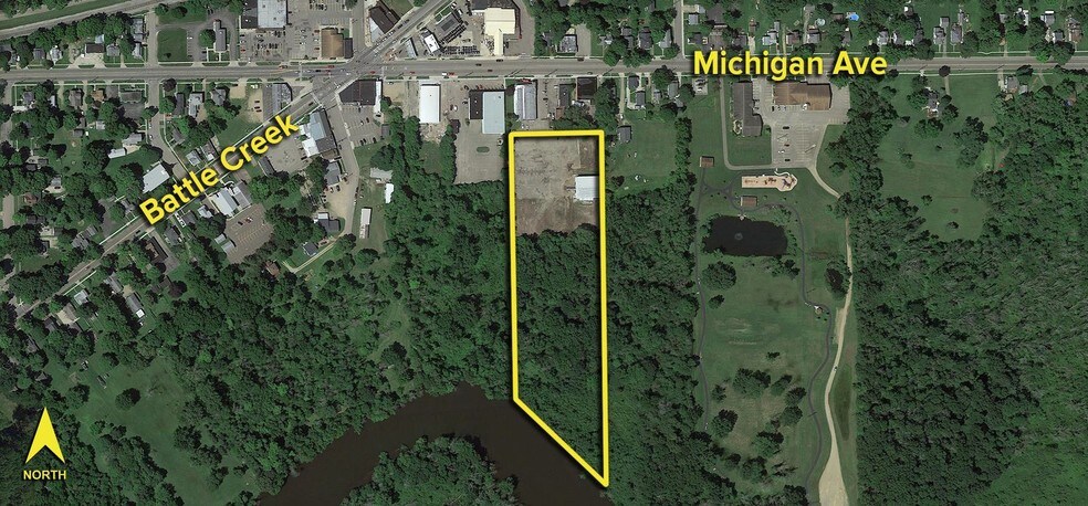 More Photos Of 92 E Michigan Ave, Galesburg Freestanding For Sale