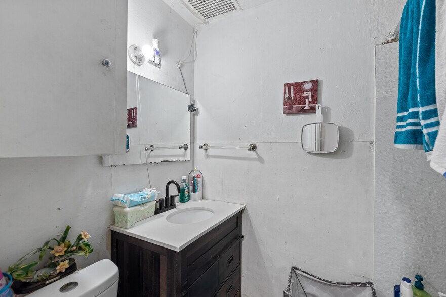 More Photos Of 600 Douglas St, Wenatchee Apartments For Sale