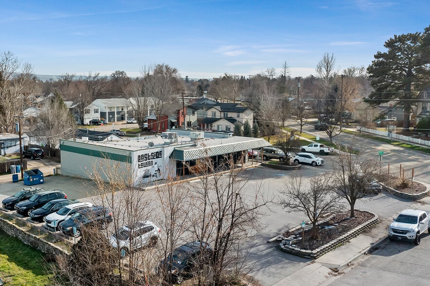 Primary Photo Of 1228 W Oakland Ave, Boise Bar For Sale