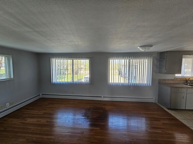 More Photos Of 3385 Wallace Ct SW, Grandville Apartments For Sale