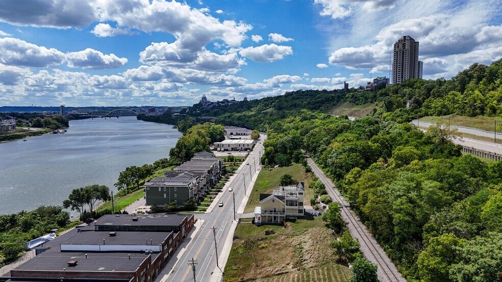 More Photos Of 1928 - 1932 Riverside Dr, Cincinnati Land For Sale