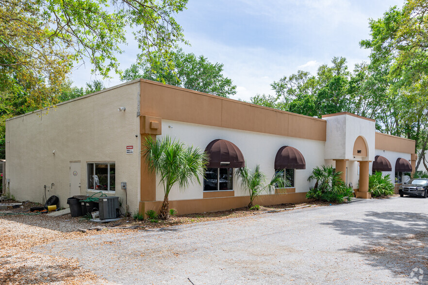 Primary Photo Of 1497 Rail Head Blvd, Naples Manufacturing For Sale