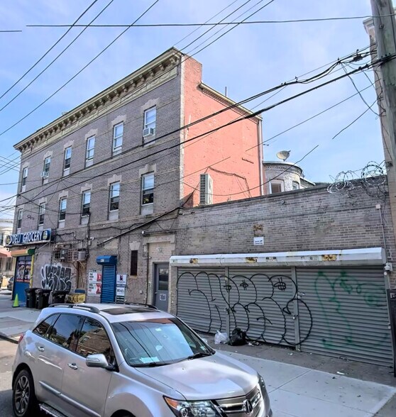 More Photos Of 576 Ridgewood Ave, Brooklyn Storefront Retail Residential For Lease