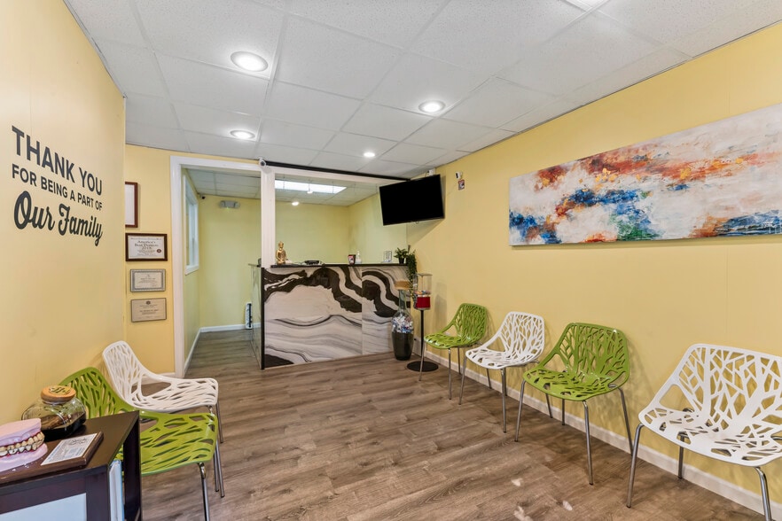 More Photos Of 1648 US Highway 130, North Brunswick Medical For Sale