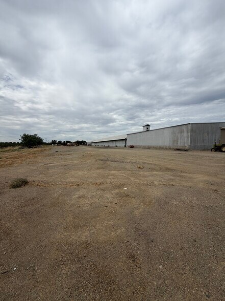 More Photos Of 7082 Tule Rd, Arbuckle Industrial For Sale