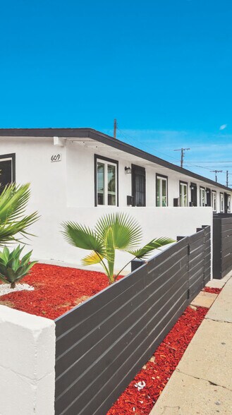 More Photos Of 609 W E St, Wilmington Apartments For Sale