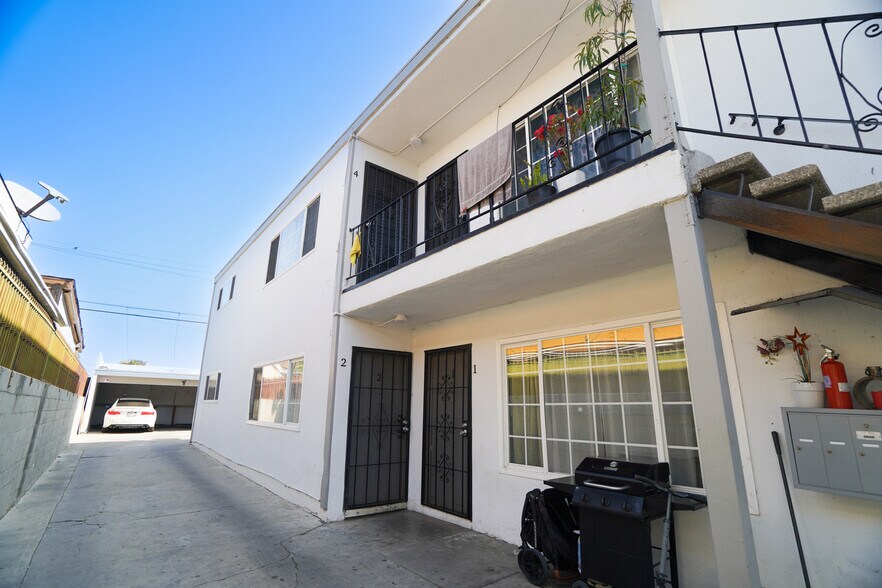 More Photos Of 5343 Carlin St, Los Angeles Apartments For Sale