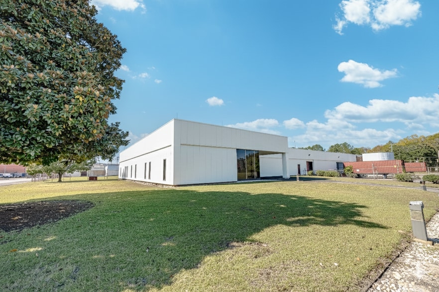 Primary Photo Of 144 Old Elloree Rd, Orangeburg Manufacturing For Sale