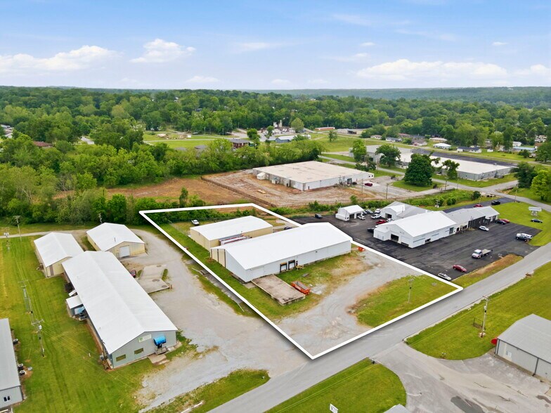 More Photos Of 790 10th st, Cassville Industrial For Sale