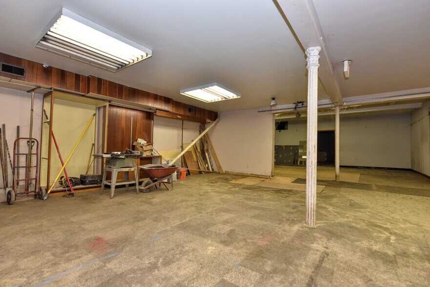 More Photos Of 154 Main St, Butler Storefront Retail Residential For Sale