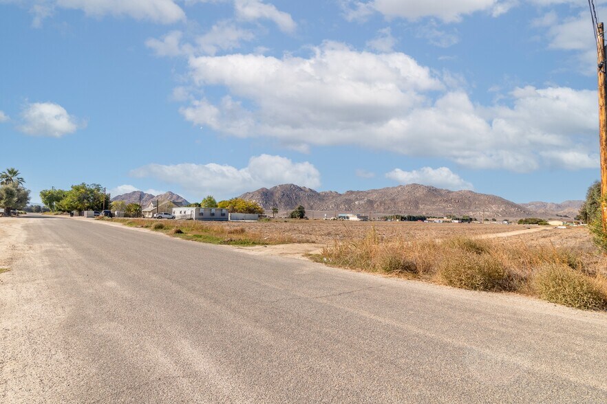 More Photos Of Lakeview Ave @ Ramona Expressway, Nuevo Land For Sale