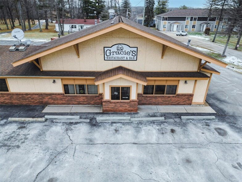More Photos Of 5600 Lapeer Rd, Kimball Restaurant For Sale