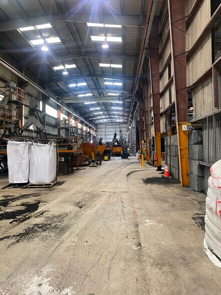 More Photos Of 1428 County Road 930, Mexia Warehouse For Sale