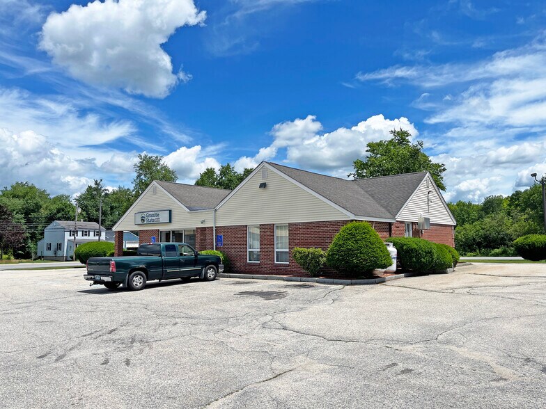 More Photos Of 145 Raymond Rd, Candia Bank For Lease