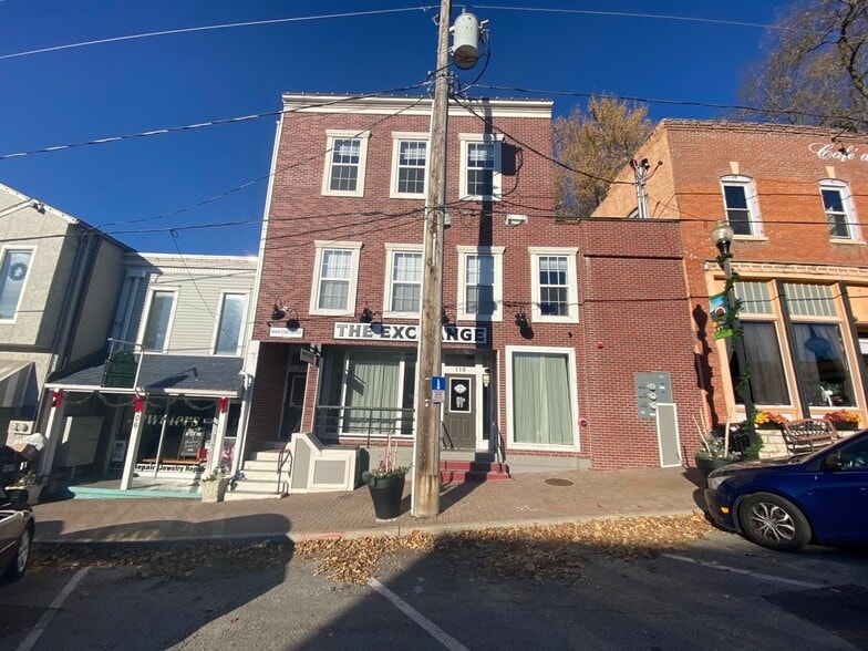 Primary Photo Of 110 Main St, Parkville Freestanding For Lease