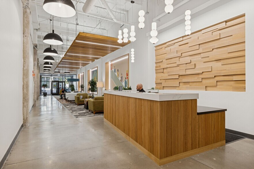 More Photos Of 324 S State St, Salt Lake City Office For Lease