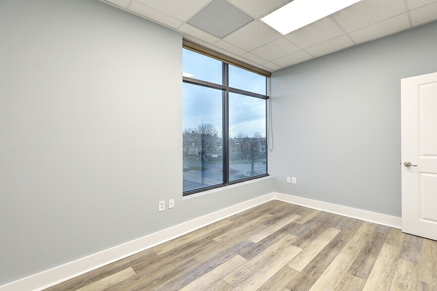 More Photos Of 597 Old Mount Holly Rd, Goose Creek Coworking Space