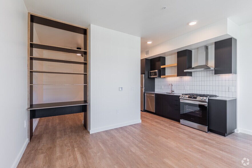 More Photos Of 550 SE Martin Luther King Jr Blvd, Portland Apartments For Lease