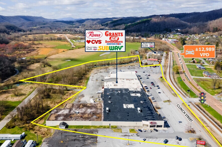 More Photos Of 2940 Clinch St, Richlands Supermarket For Lease