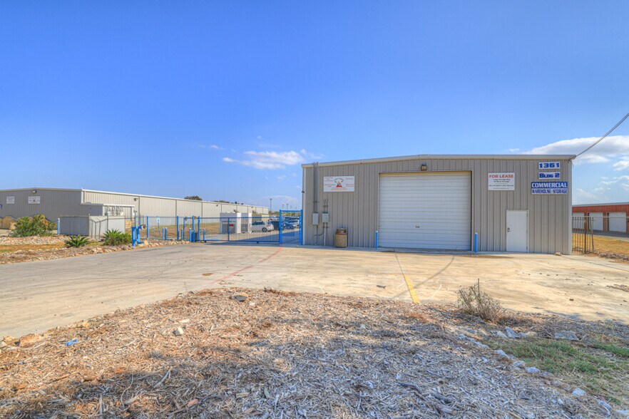 More Photos Of 1361 Wald Rd, New Braunfels Industrial For Sale