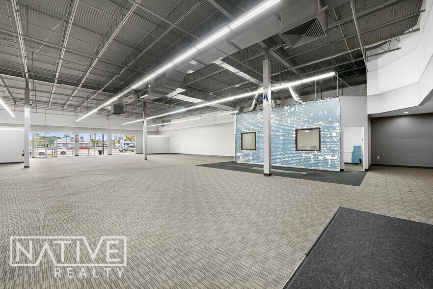 More Photos Of 1722-1744 N Military Trl, West Palm Beach Storefront For Lease