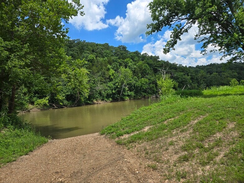 More Photos Of 20765 State Highway 42, Belle Land For Sale