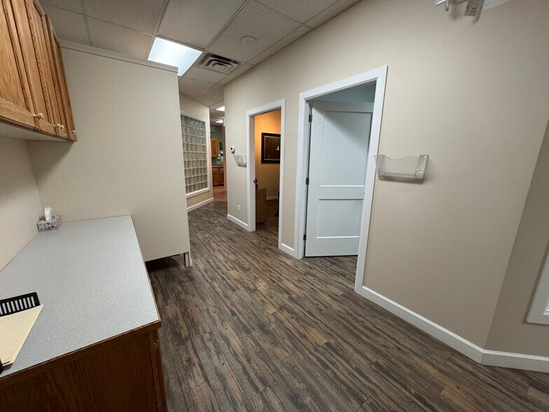 More Photos Of 5725 Vedder Rd, Chilliwack Freestanding For Sale