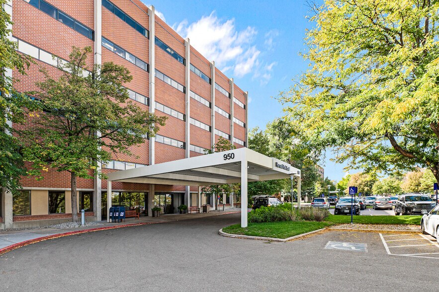 More Photos Of 950 E Harvard Ave, Denver Medical For Lease