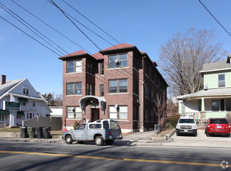 More Photos Of 1615 E Main St, Waterbury Apartments For Sale