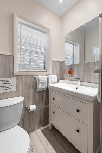 More Photos Of , Hollywood Hospitality For Sale