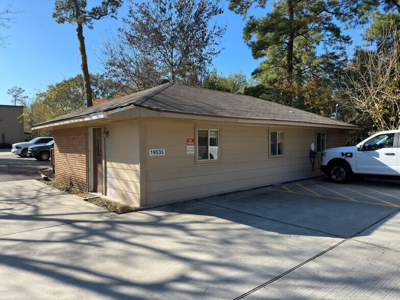 More Photos Of 19609 Wied Rd, Spring Office For Sale