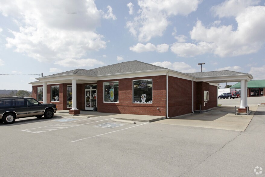 More Photos Of 115-125 Nashville Hwy, Columbia Unknown For Lease