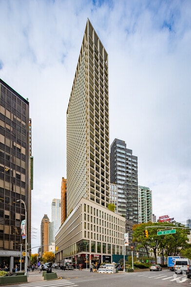 More Photos Of 1865 Broadway, New York Apartments For Lease