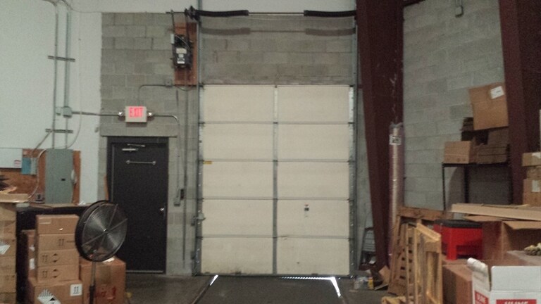 More Photos Of 200 Gates Rd, Little Ferry Warehouse For Lease