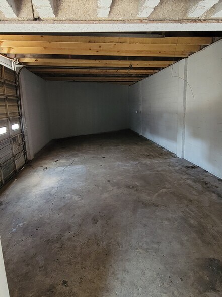 More Photos Of 619 Madison Ave, Memphis Freestanding For Sale