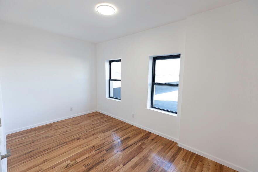 More Photos Of 1256 Bay St, Staten Island Apartments For Sale