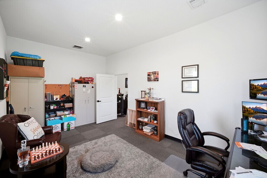 More Photos Of 23309 Kuykendahl Rd, Tomball Office For Sale
