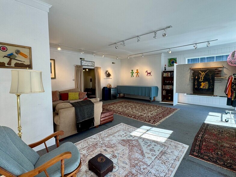 More Photos Of 9 Mill St, Greenfield Freestanding For Sale